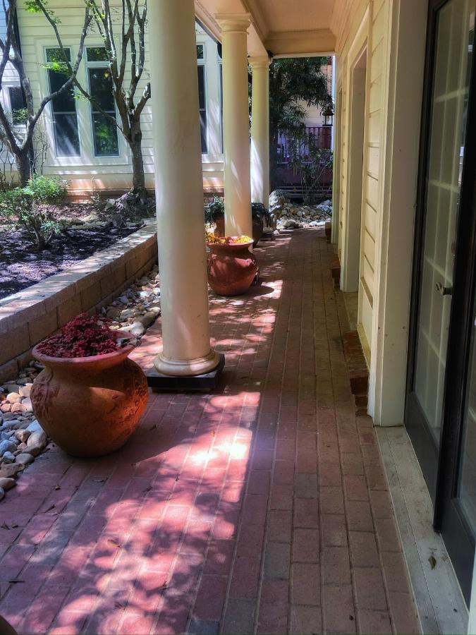Elegant Guest Studio In Upscale Community コビントン エクステリア 写真